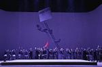 Bohaterowie Czajkowskiego tańczą bolszewickiego poloneza